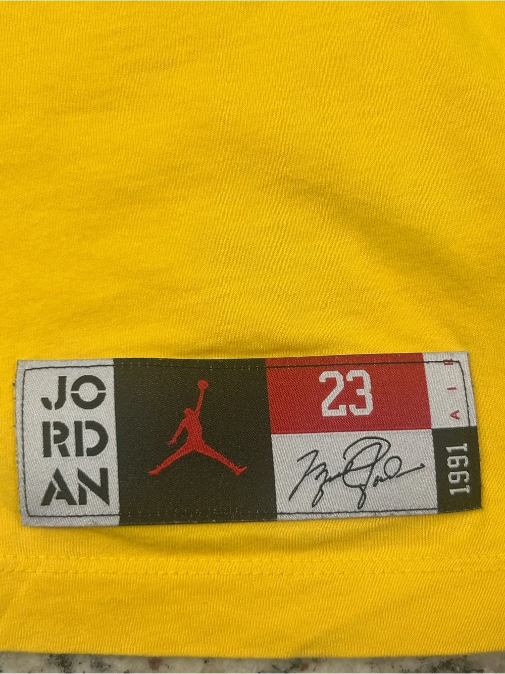 Air Jordan Men's Yellow 1991  Logo Short Sleeve Tee Shirt 23 Size 3XL Basketball